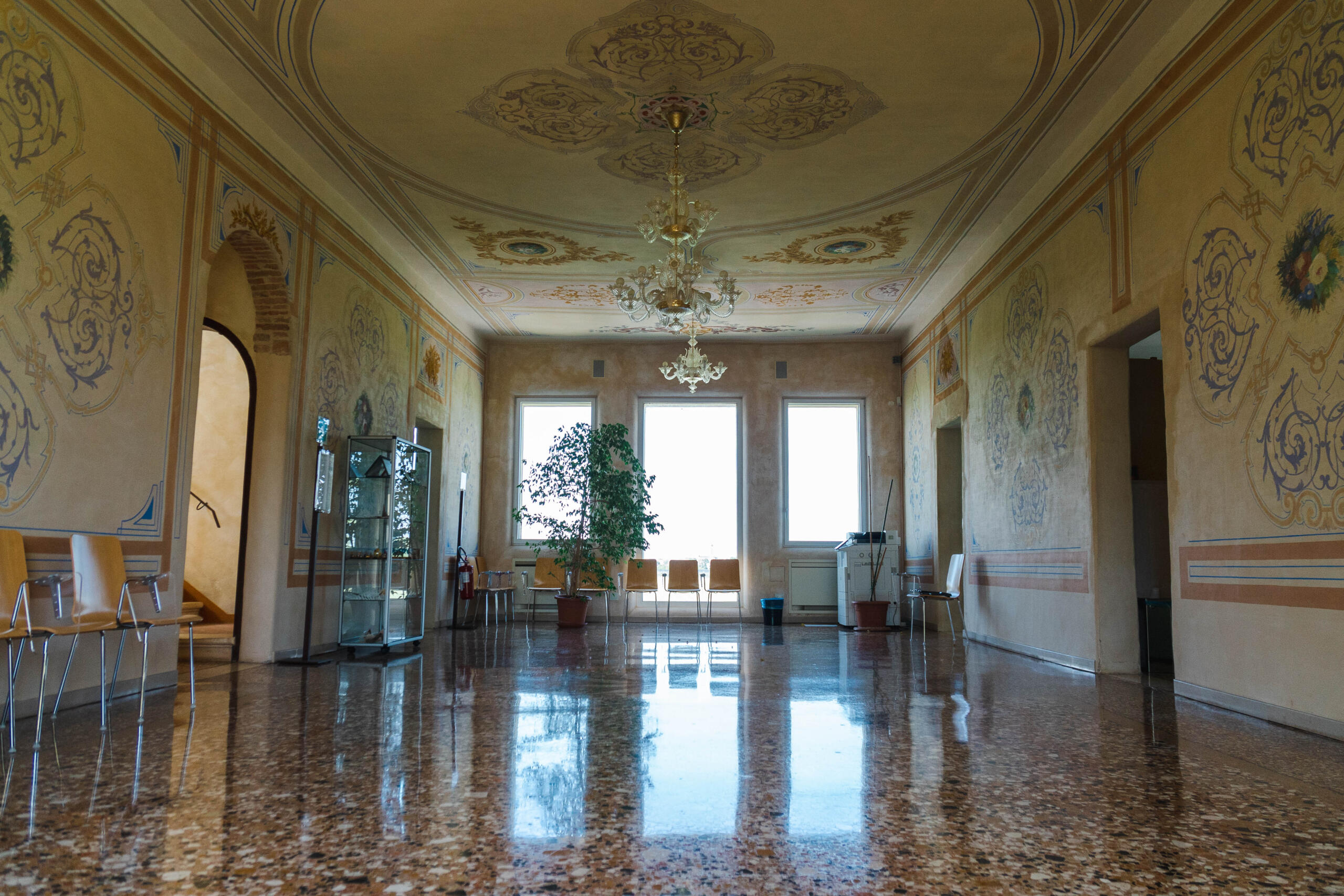 Sede- Hall